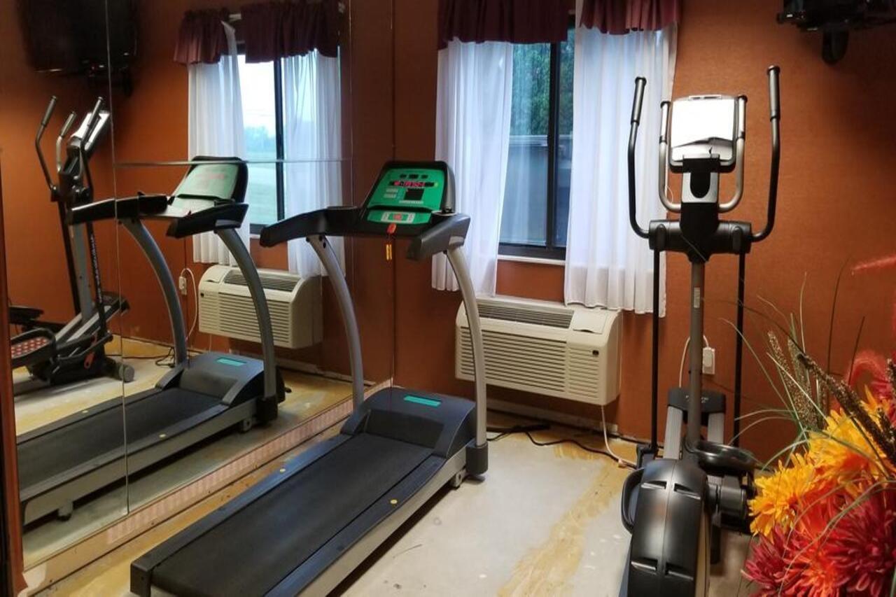 Fairbridge Inn & Suites Batavia-Darien Amusement Park Ngoại thất bức ảnh
