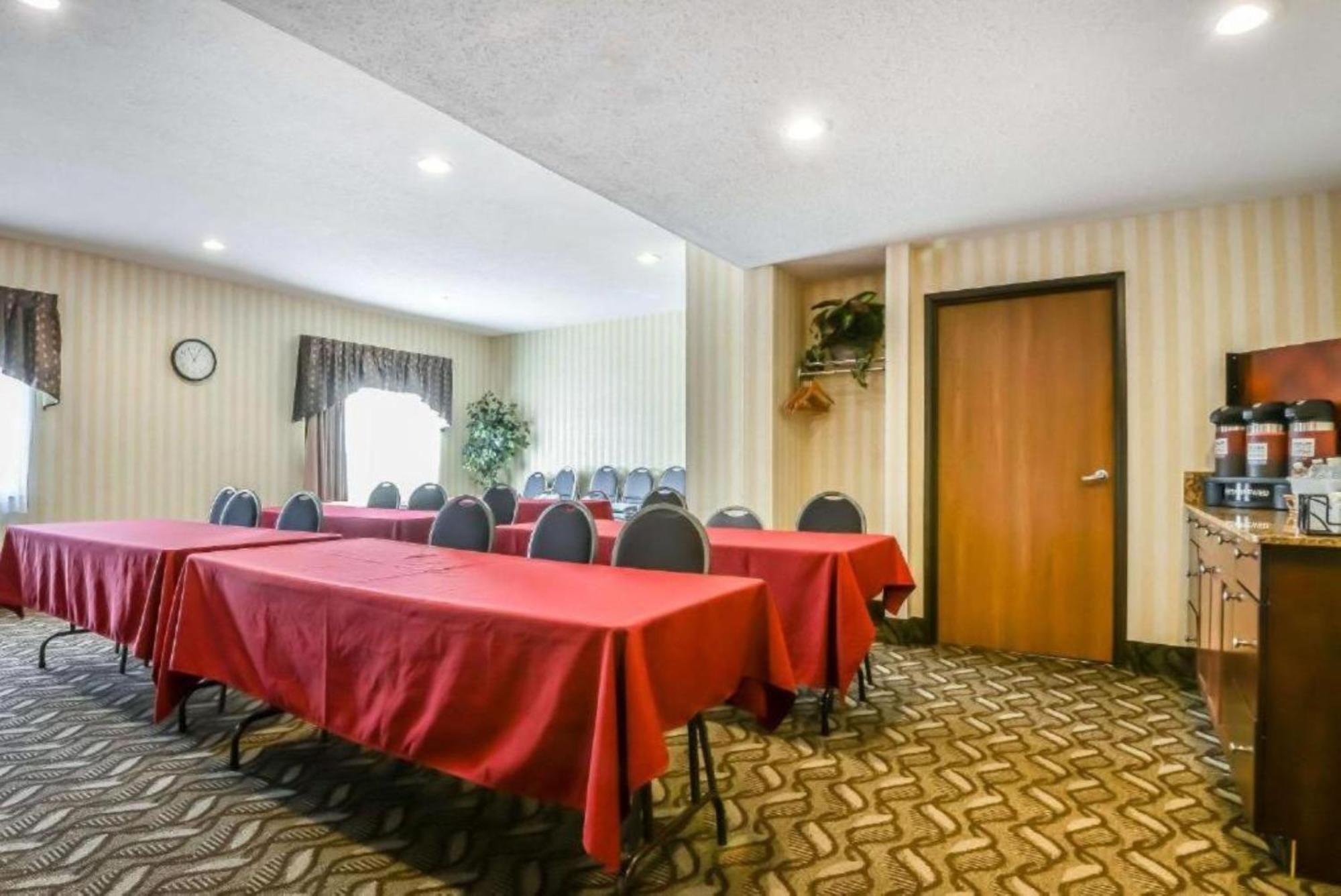 Fairbridge Inn & Suites Batavia-Darien Amusement Park Ngoại thất bức ảnh